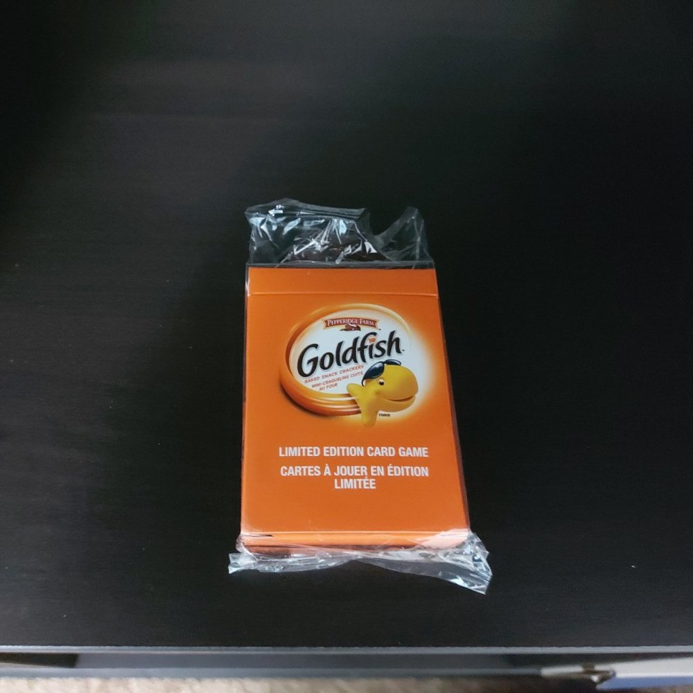 🙊 3/$10 🙊 Goldfish Playing Cards